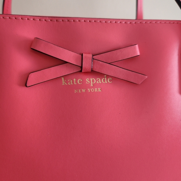 🔥SALE🔥Beautiful ♠️ Kate Spade Tote - Picture 3 of 14